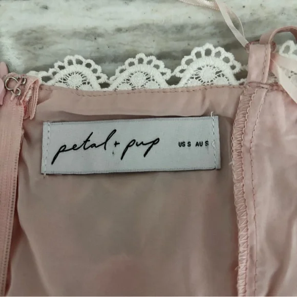 Petal & Pup Novie Maxi Dress Size S - Picture 7 of 7